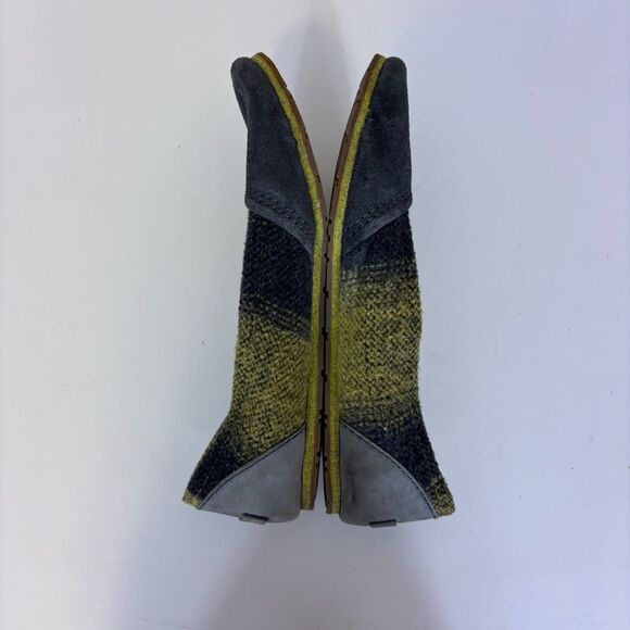 Sorel Women's Gray and Green Plaid Wool Flats 10.5 - Picture 6 of 8